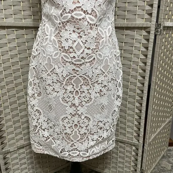 Calvin Klein IVY One Shoulder Sheath Dress Size 6 White Floral Lace Lined NEW - Picture 3 of 12